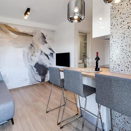 Residence Jonathan Биоград-на-Мору Экстерьер фото