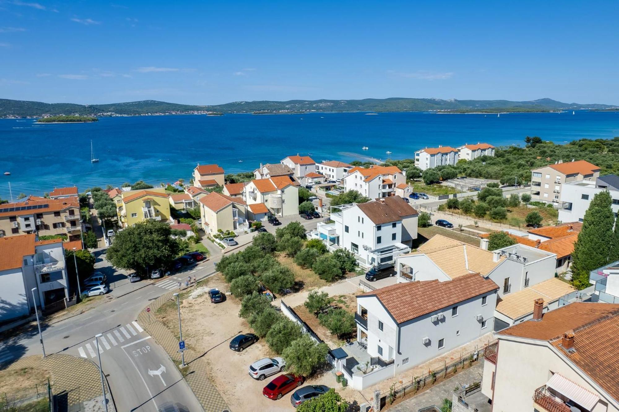 Residence Jonathan Биоград-на-Мору Экстерьер фото